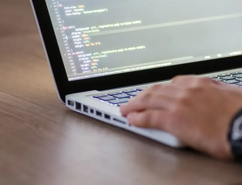 7 SaaS applications that will boost your business