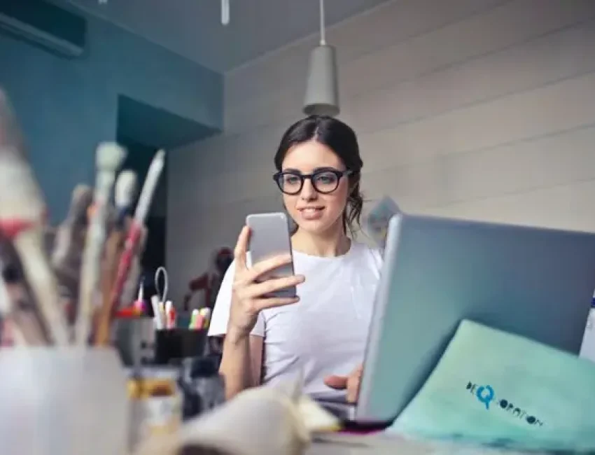 a week in the life of a social media manager - upcision