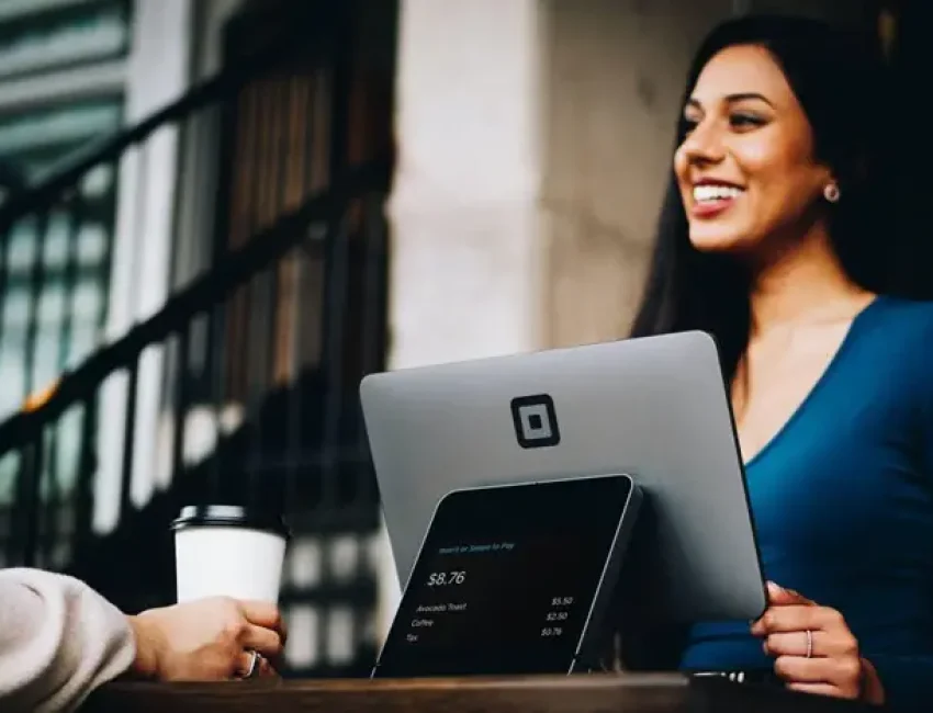how to provide customer experience that builds loyalty - upcision